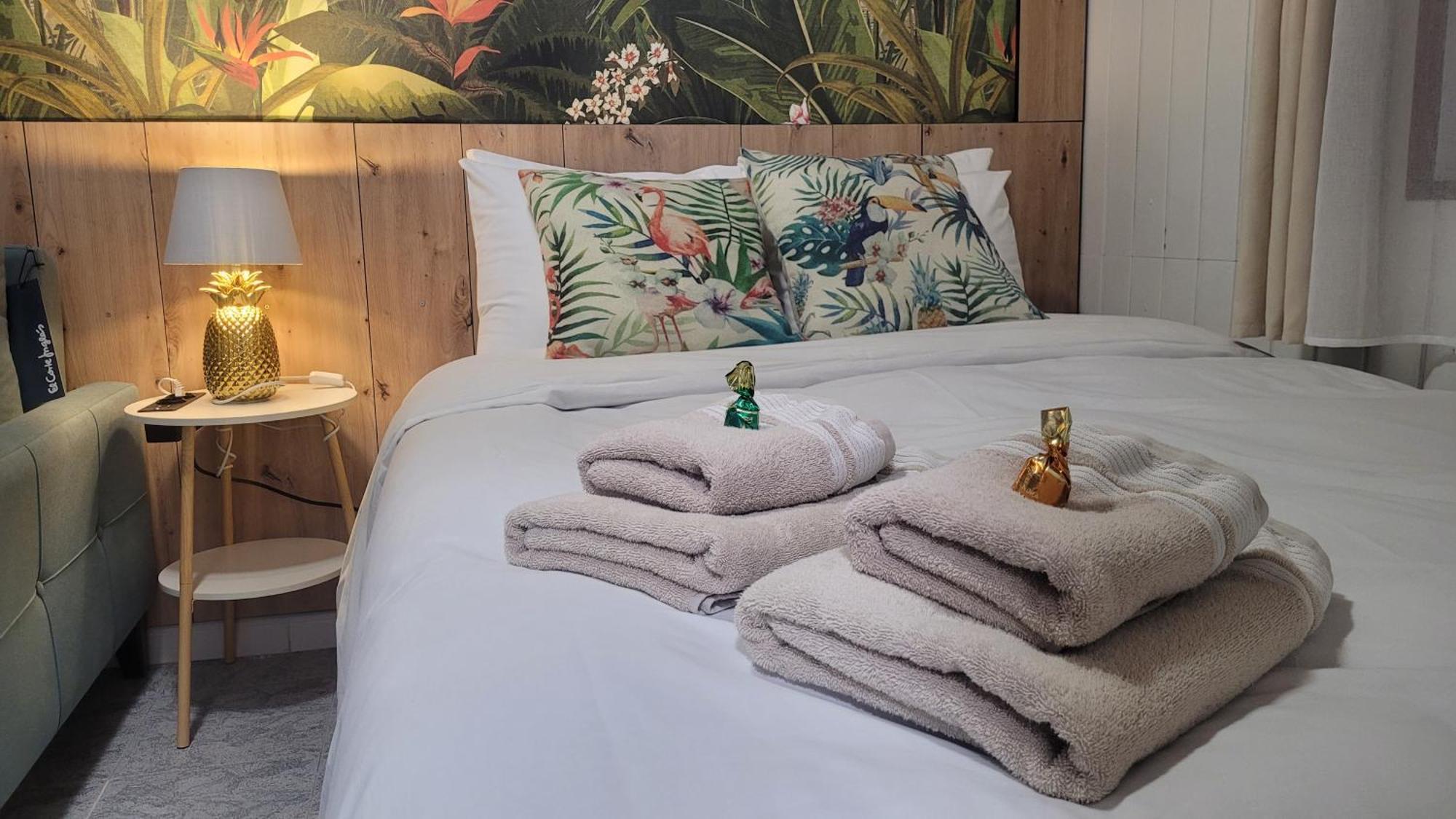 Free Parking, 40 Meters From The Beach, Wi-Fi, Ac Estepona Exterior foto